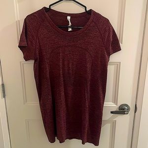 Women’s Lululemon T-Shirt - 12